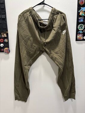 Nike Olive Green Men’s Fleece Joggers with Drawstring Waist